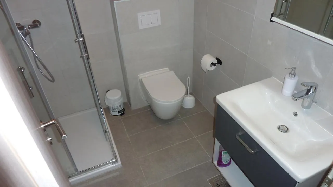 Apartment Jere With Private Parking Zadar